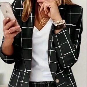 Two Piece Black And White Checkered Pant Set 1XL